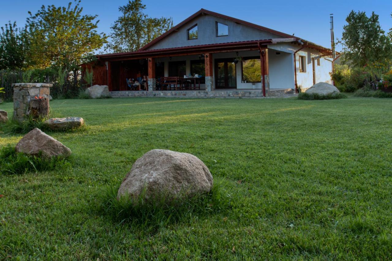 La Livada Villa Greci ภายนอก รูปภาพ