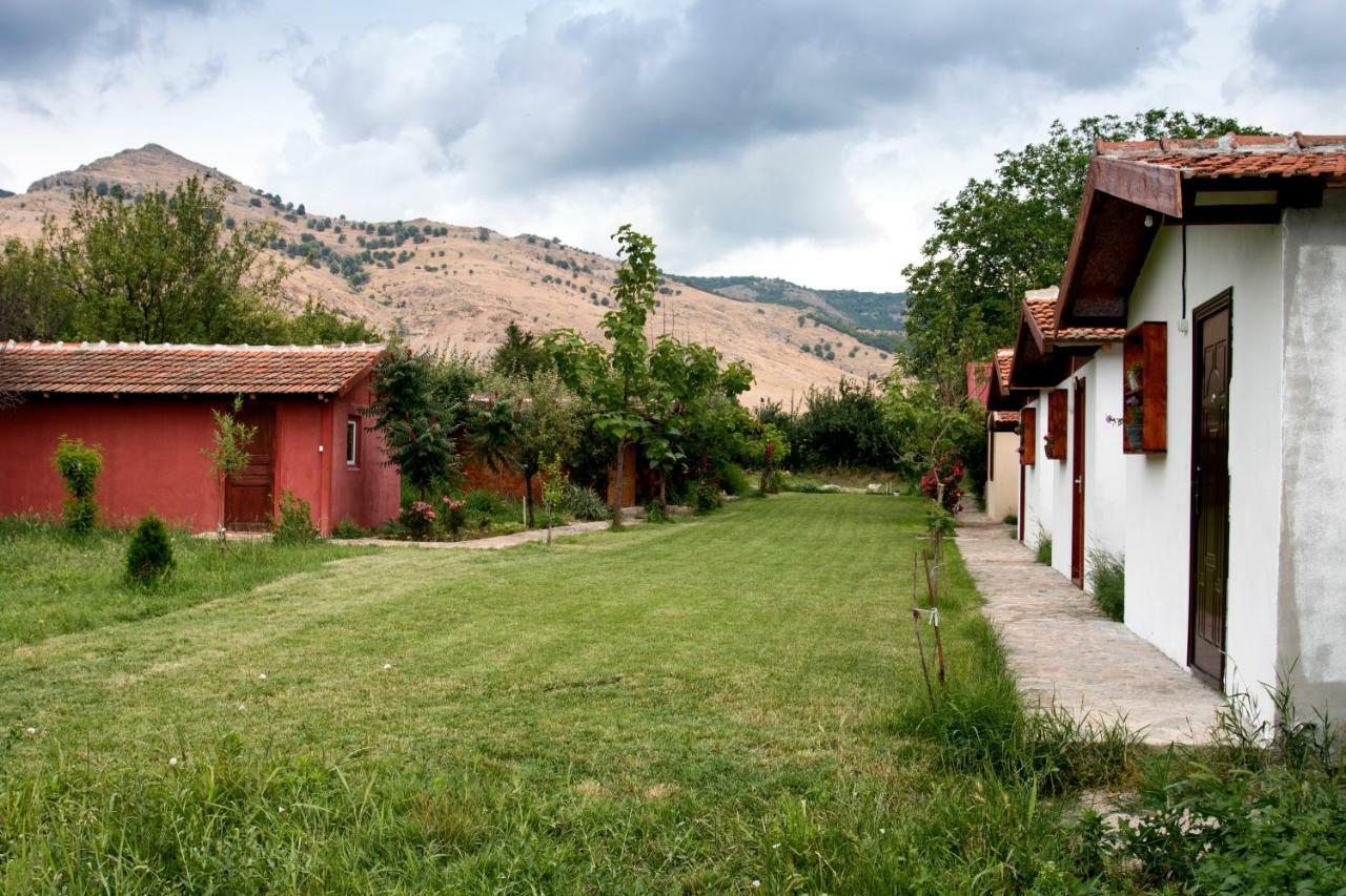 La Livada Villa Greci ภายนอก รูปภาพ