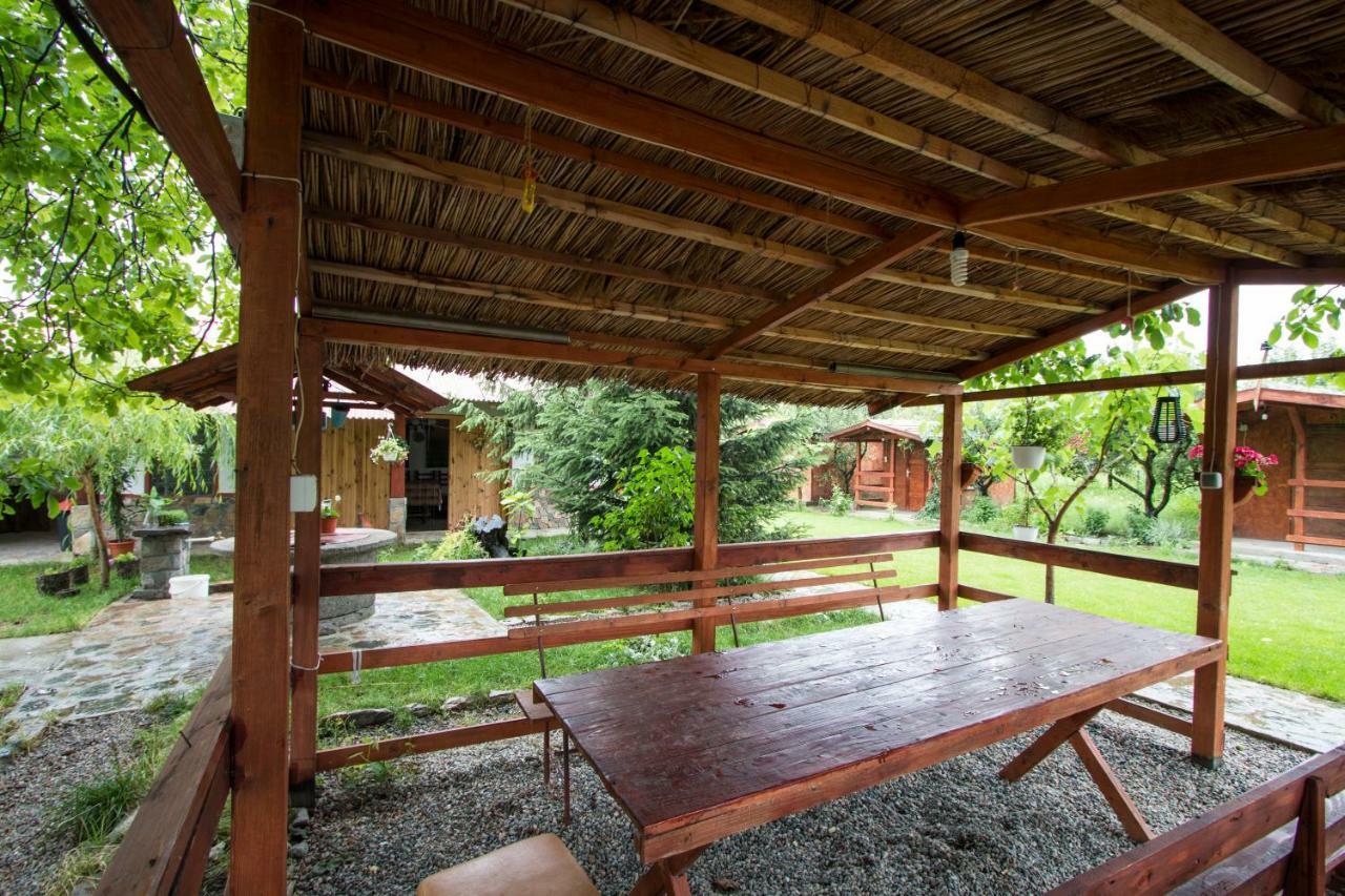 La Livada Villa Greci ภายนอก รูปภาพ
