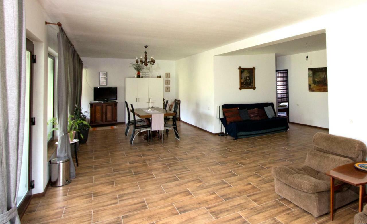 La Livada Villa Greci ภายนอก รูปภาพ